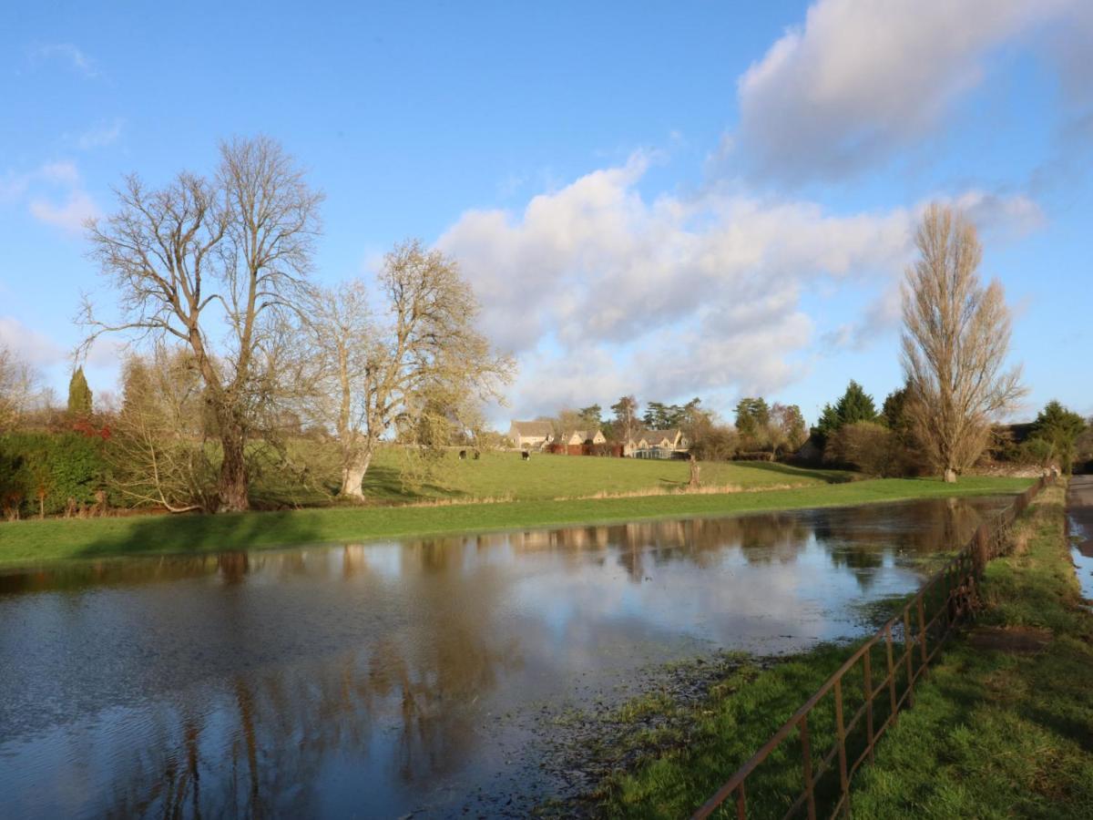 3 Painters Field Villa Cirencester Kültér fotó